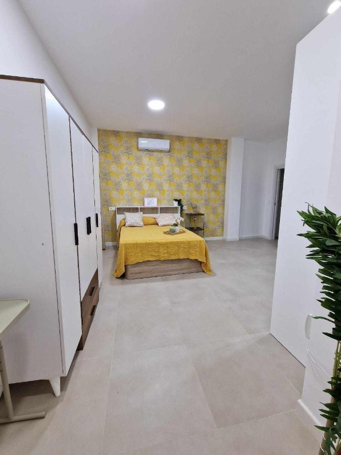 Moderno Apartamento 3 En Calle Marmoles Málaga Kültér fotó