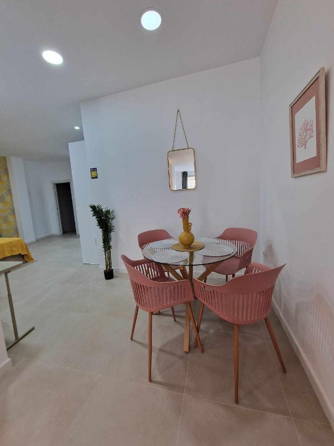 Moderno Apartamento 3 En Calle Marmoles Málaga Kültér fotó