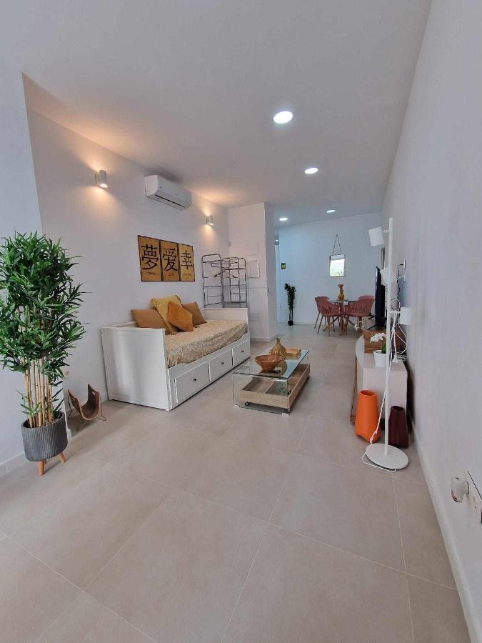 Moderno Apartamento 3 En Calle Marmoles Málaga Kültér fotó